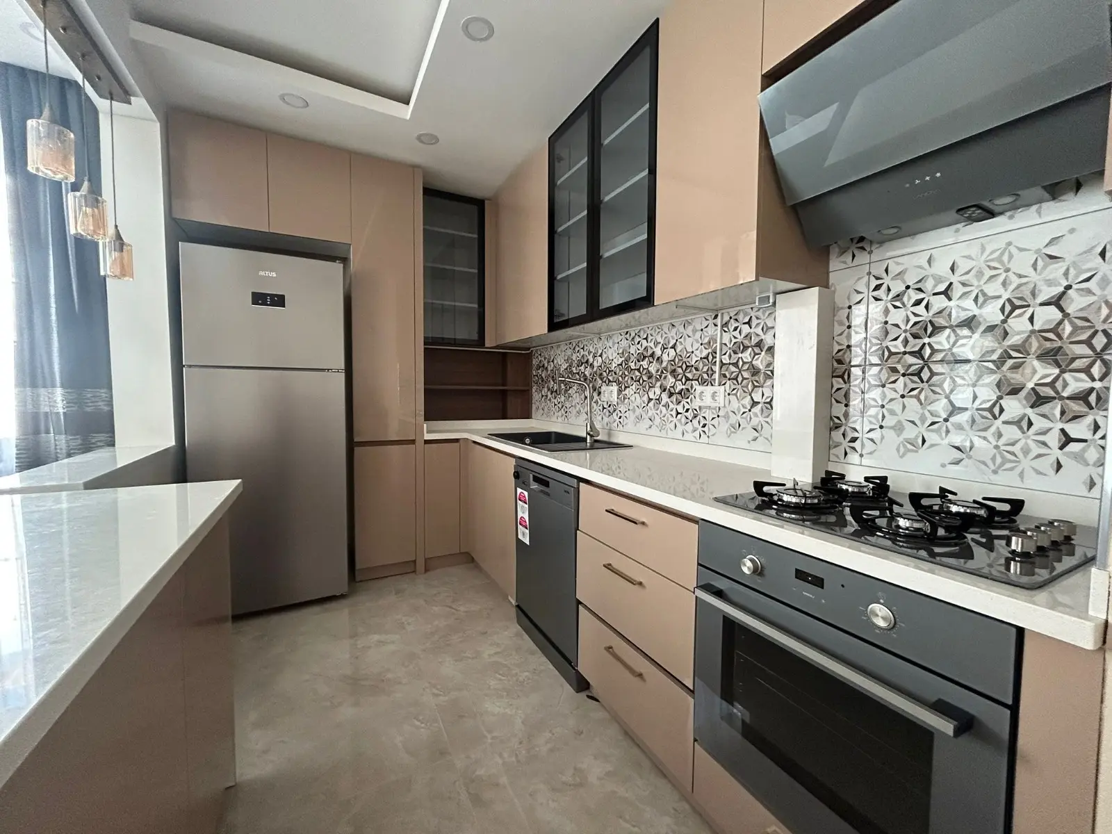 Fitted kitchen